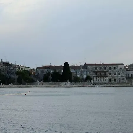Antonia Apartmán *